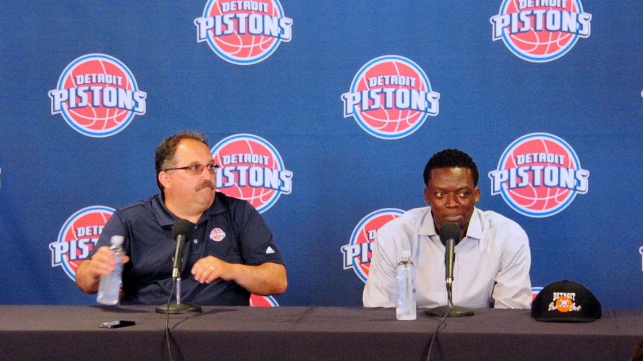 Reggie Jackson, Detroit Pistons agree to five-year, $80 million deal -  Sports Illustrated